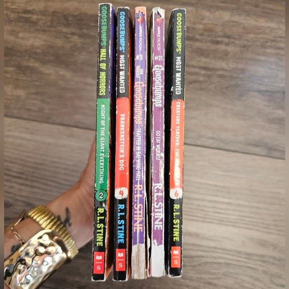 Books, vintage,  children's, scary, retro, fun, reading - Picture 2 of 2